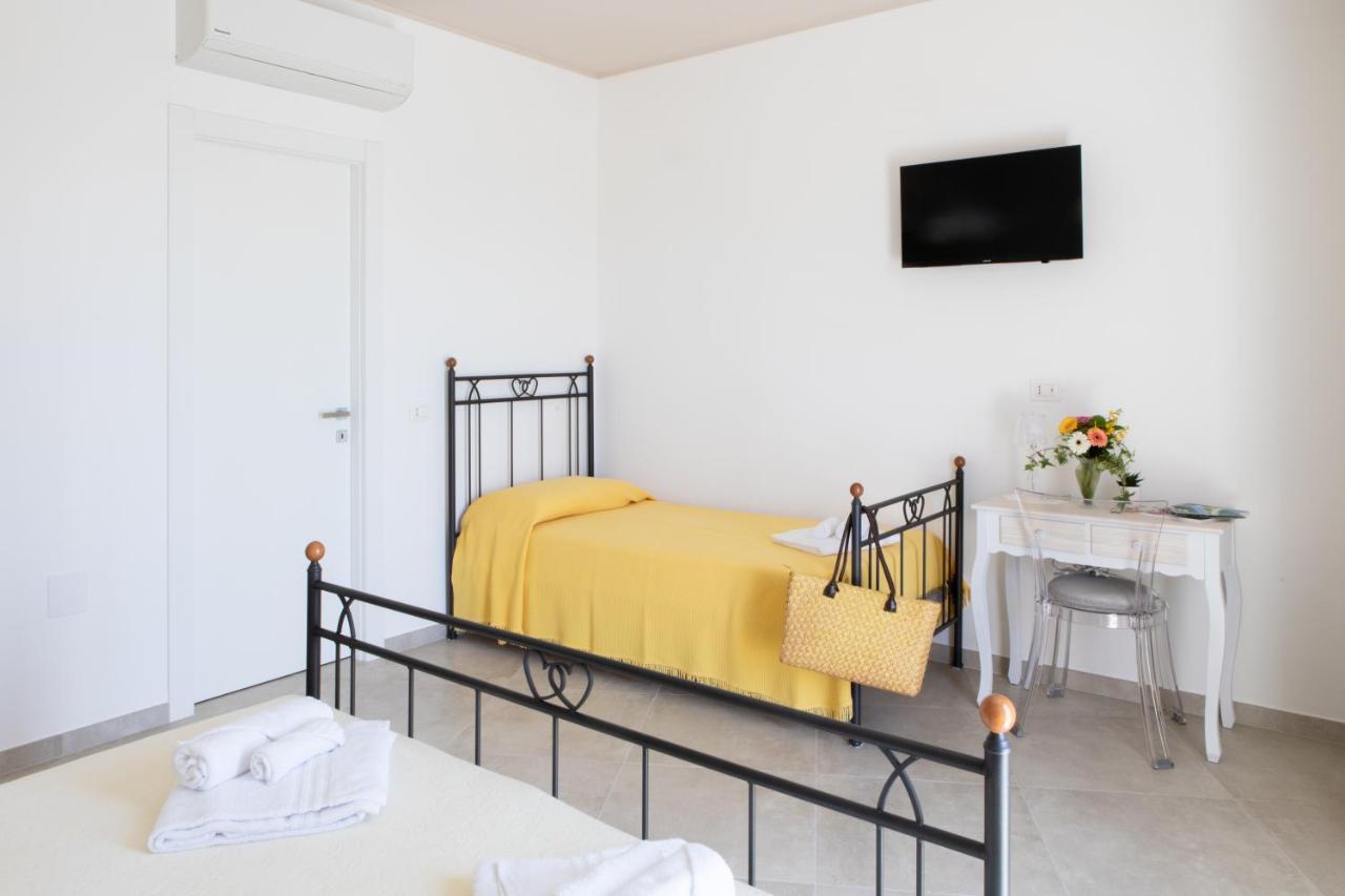 Fonte D'Olio Conero Relais Panzió Sirolo Szoba fotó