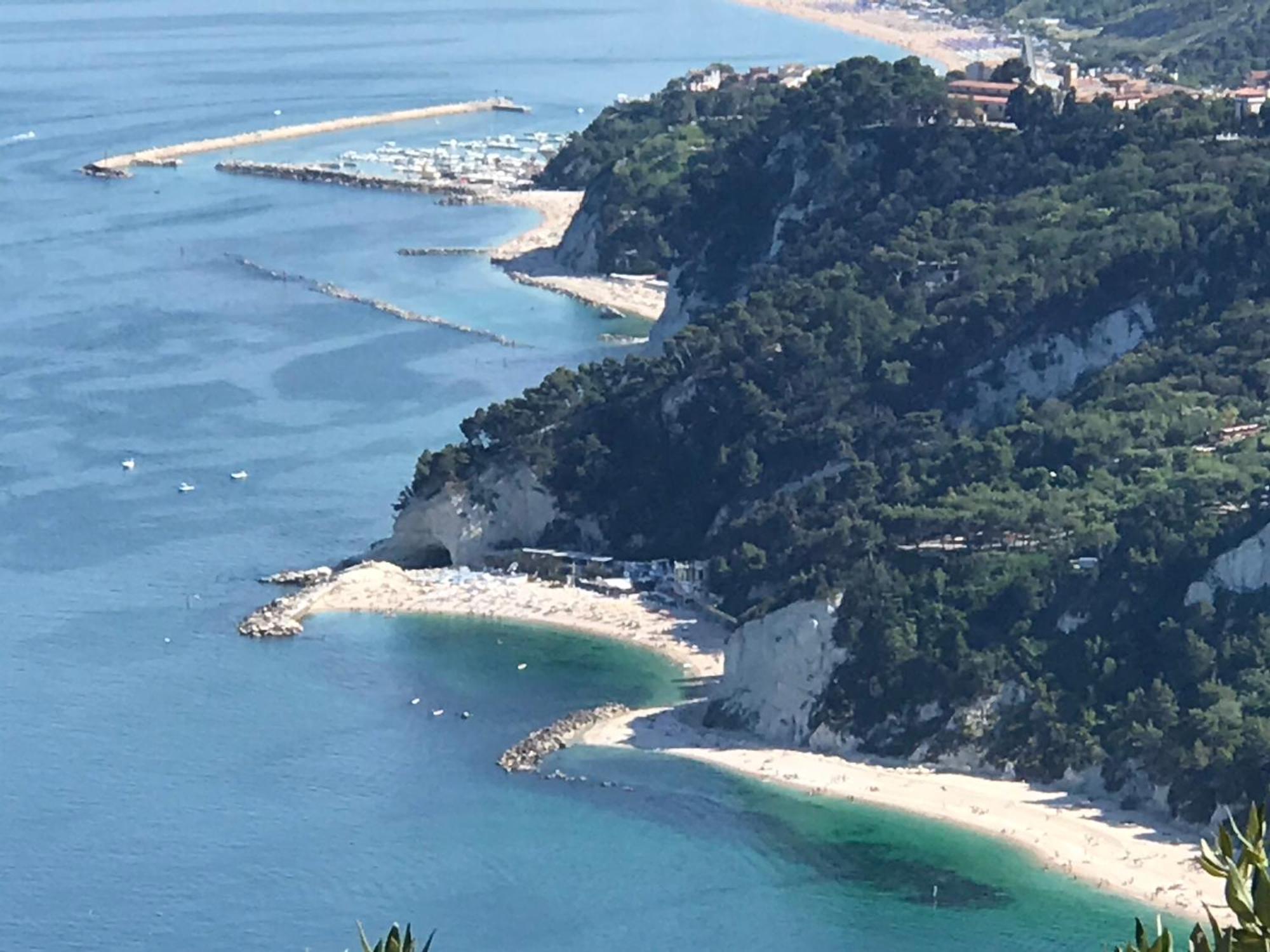 Fonte D'Olio Conero Relais Panzió Sirolo Kültér fotó